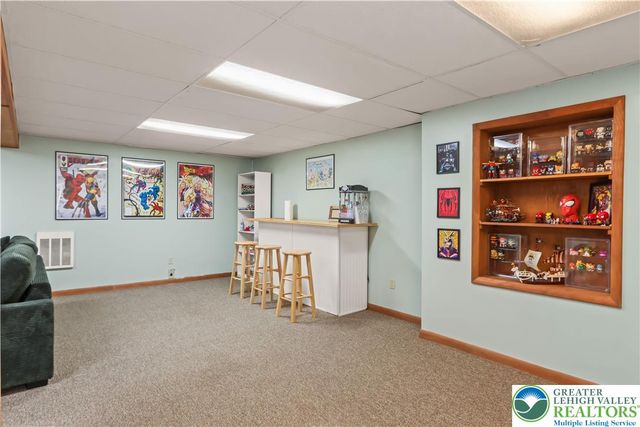 1322 Valley Road, Bethlehem City, PA 18018