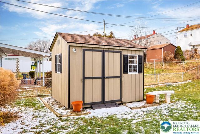 1322 Valley Road, Bethlehem City, PA 18018