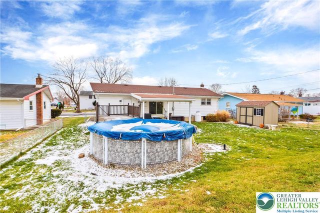 1322 Valley Road, Bethlehem City, PA 18018