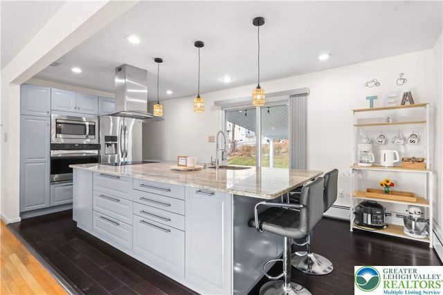 1322 Valley Road, Bethlehem City, PA 18018