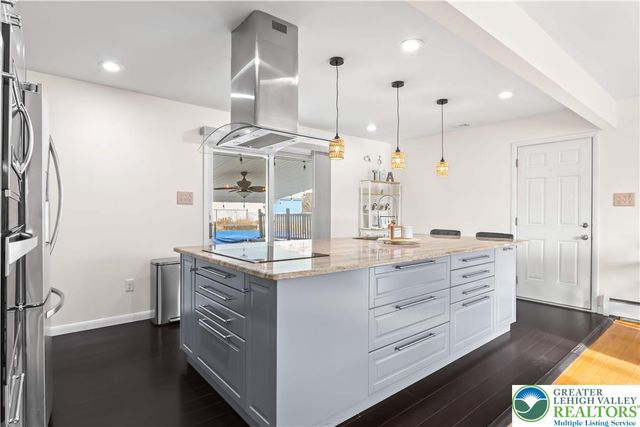 1322 Valley Road, Bethlehem City, PA 18018