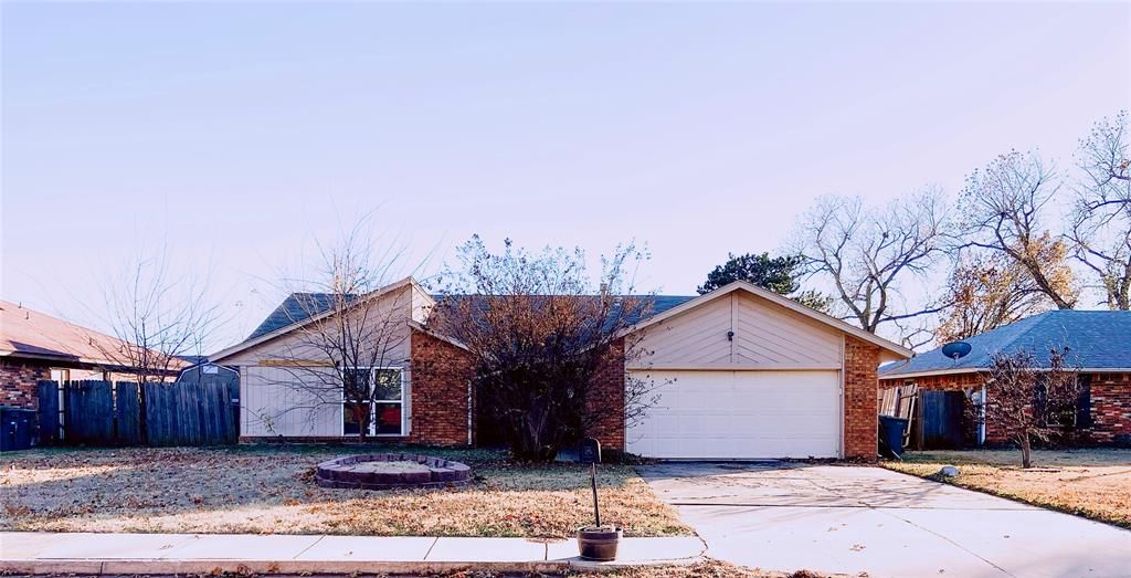 1502 W Gemini Road, Edmond, OK 73003