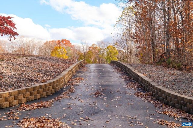 105 SQUIRREL PATH, Stanardsville, VA 22973