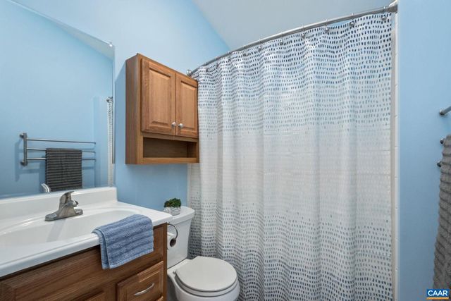 105 SQUIRREL PATH, Stanardsville, VA 22973