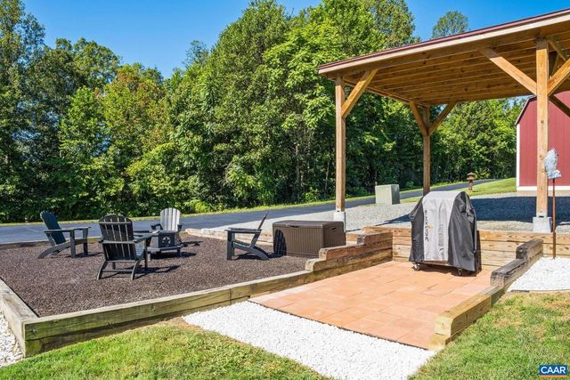 105 SQUIRREL PATH, Stanardsville, VA 22973