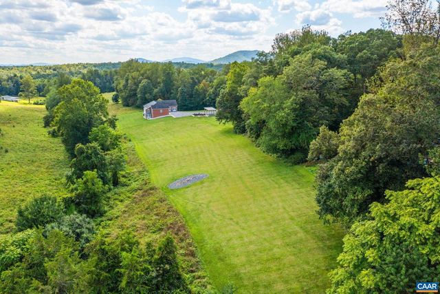105 SQUIRREL PATH, Stanardsville, VA 22973