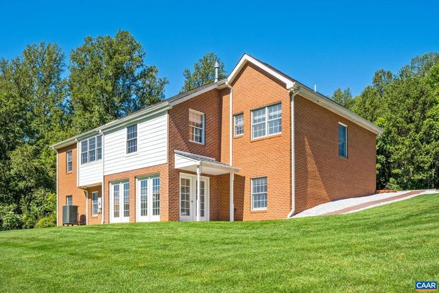 105 SQUIRREL PATH, Stanardsville, VA 22973