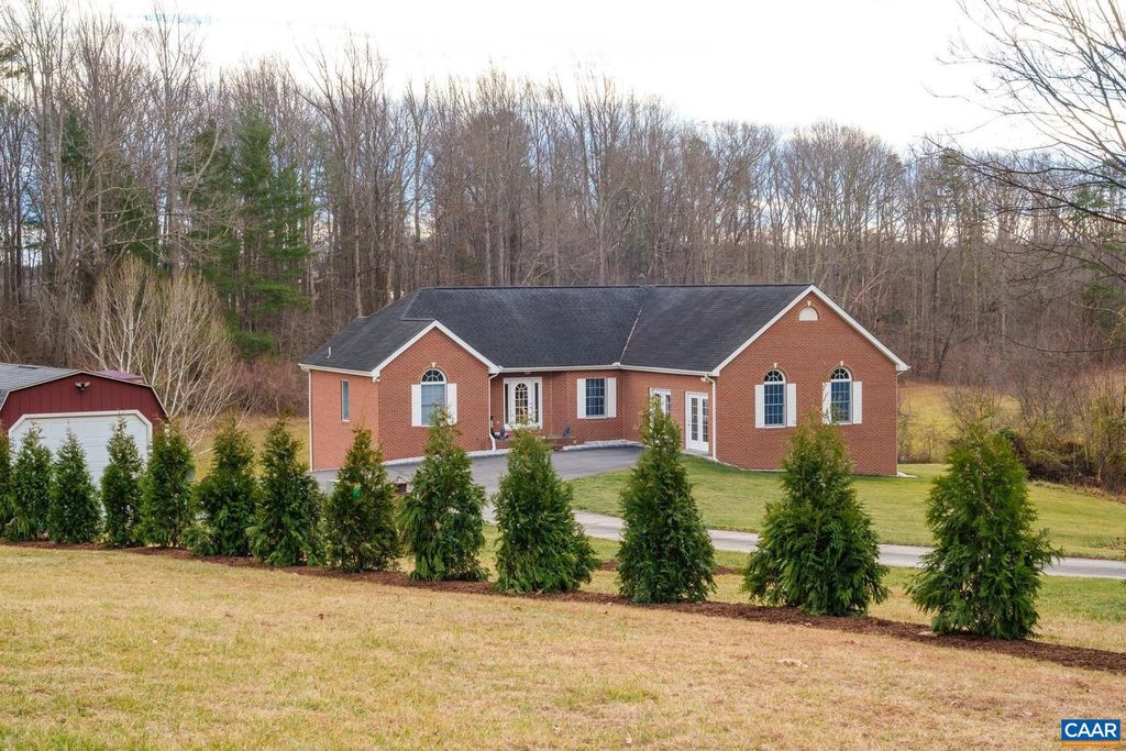 105 SQUIRREL PATH, Stanardsville, VA 22973