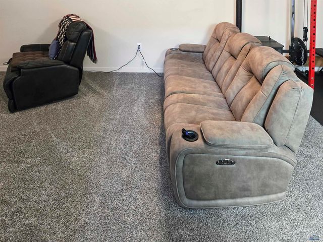 4310 PATRIOT LN, Rapid City, SD 57701