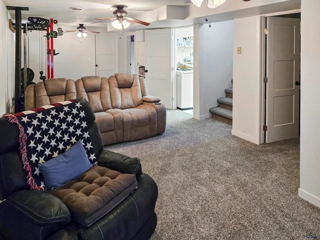 4310 PATRIOT LN, Rapid City, SD 57701