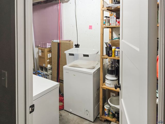 4310 PATRIOT LN, Rapid City, SD 57701