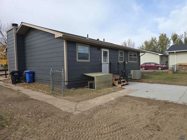 4310 PATRIOT LN, Rapid City, SD 57701