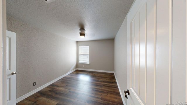 514 Fort Apache, San Antonio, TX 78245