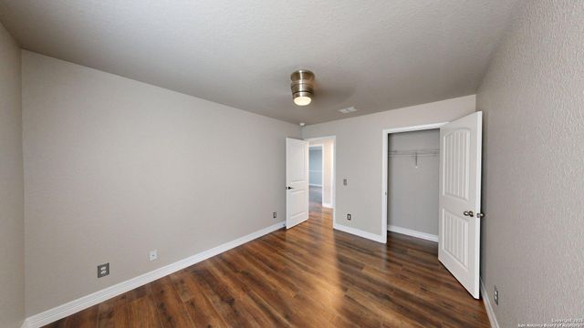 514 Fort Apache, San Antonio, TX 78245