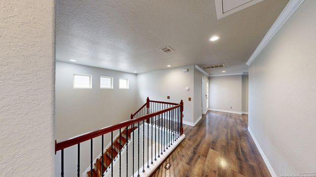 514 Fort Apache, San Antonio, TX 78245