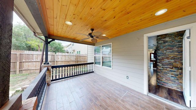 514 Fort Apache, San Antonio, TX 78245