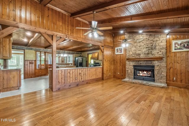 125 Calico Road, Afton, TN 37616