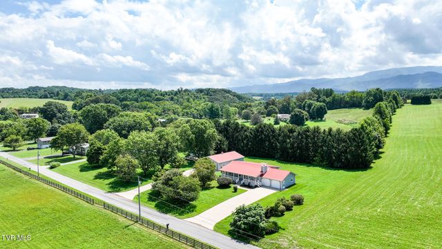 125 Calico Road, Afton, TN 37616