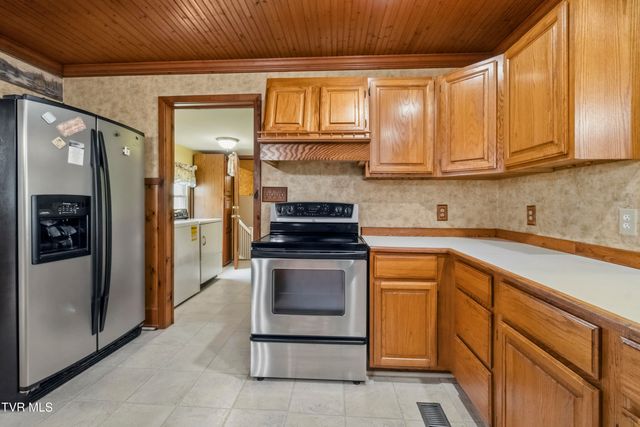 125 Calico Road, Afton, TN 37616