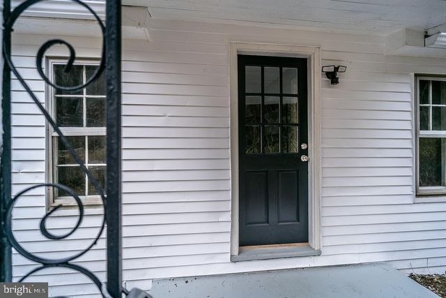 1121 MONACAN TRAIL RD, Charlottesville, VA 22903