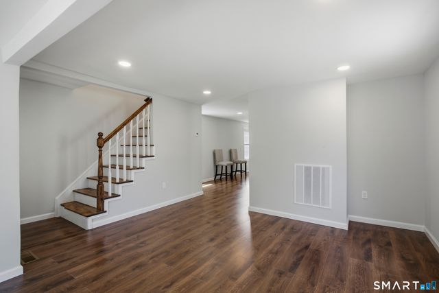 11 Bell Street, Bridgeport, CT 06610