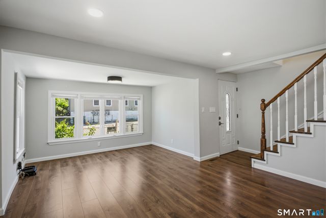 11 Bell Street, Bridgeport, CT 06610