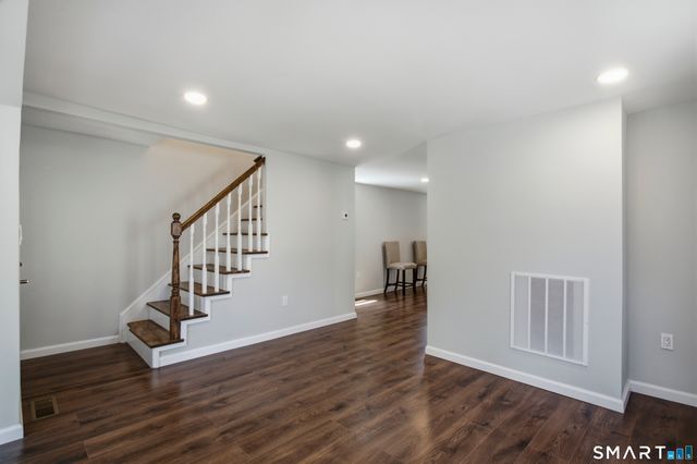 11 Bell Street, Bridgeport, CT 06610