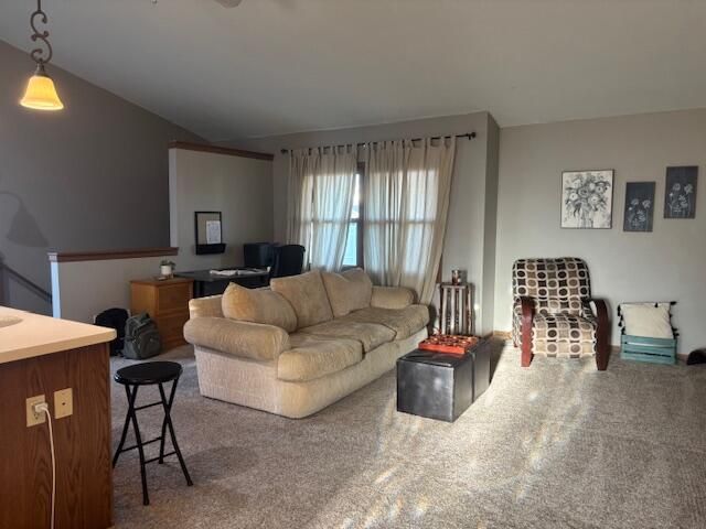 10560 S Peggy DRIVE, Oak Creek, WI 53154