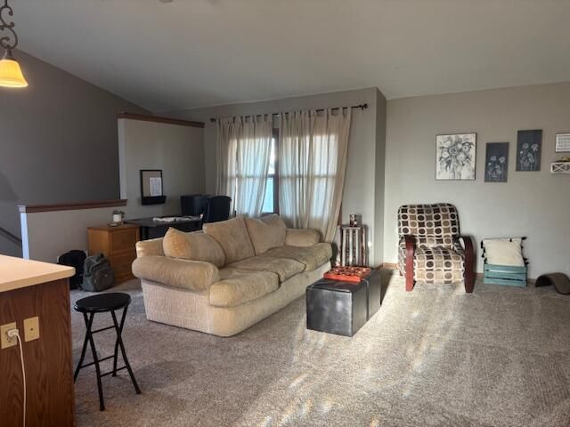 10560 S Peggy DRIVE, Oak Creek, WI 53154