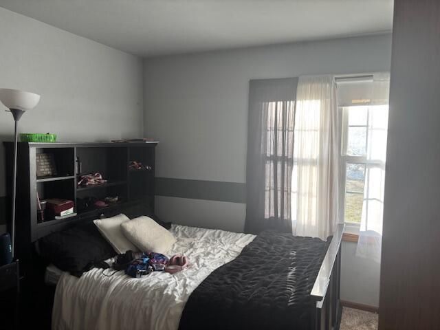 10560 S Peggy DRIVE, Oak Creek, WI 53154