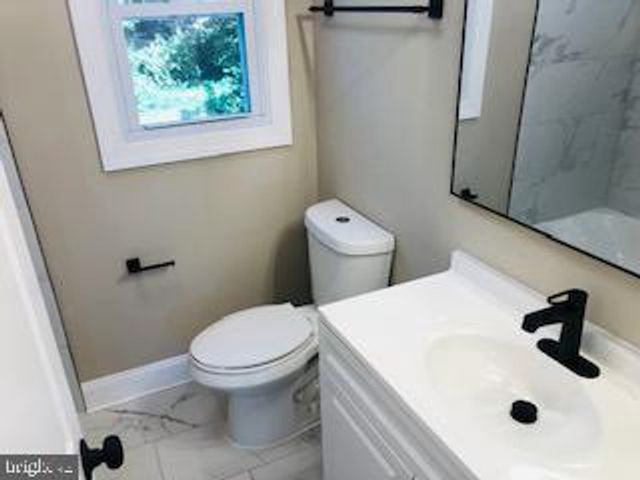 114 46TH ST SE, Washington, DC 20019