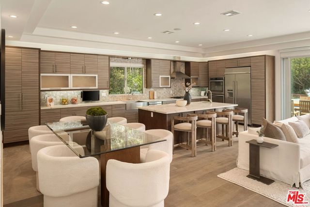 3238 Canyon Lake Drive, Los Angeles, CA 90068