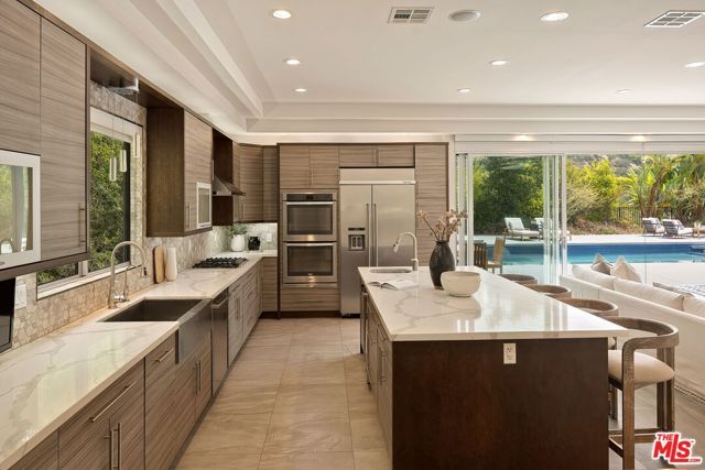 3238 Canyon Lake Drive, Los Angeles, CA 90068