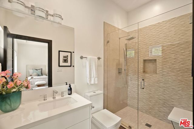 3238 Canyon Lake Drive, Los Angeles, CA 90068