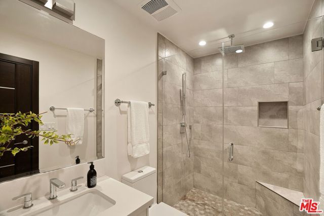 3238 Canyon Lake Drive, Los Angeles, CA 90068