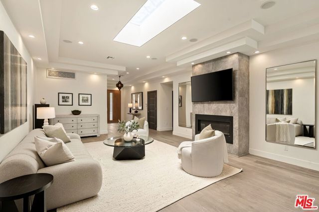 3238 Canyon Lake Drive, Los Angeles, CA 90068
