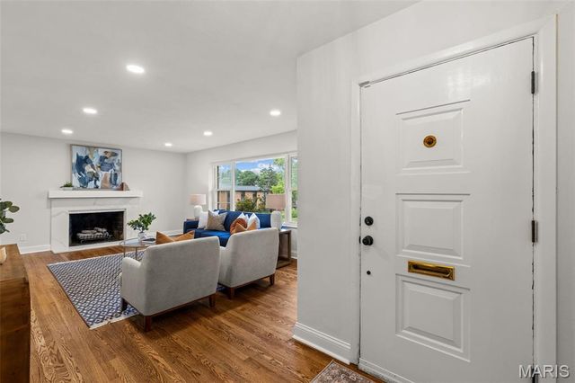 1400 Norman Place, St Louis, MO 63122