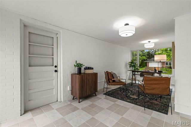 1400 Norman Place, St Louis, MO 63122