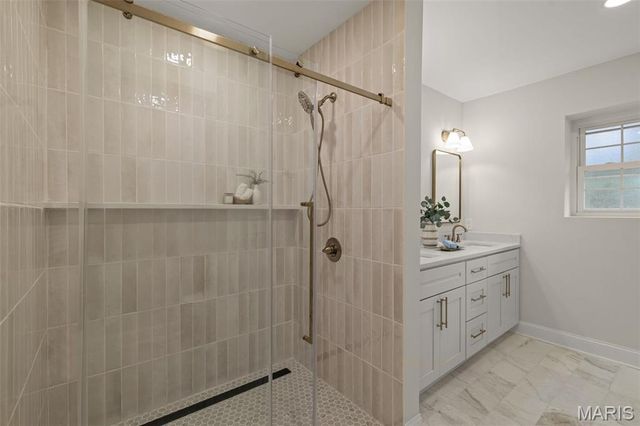 1400 Norman Place, St Louis, MO 63122