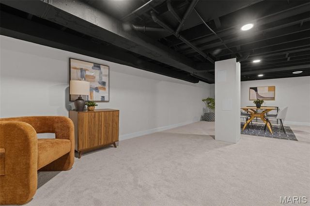 1400 Norman Place, St Louis, MO 63122