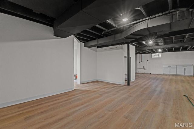 1400 Norman Place, St Louis, MO 63122