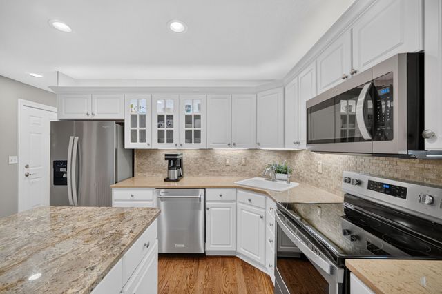 5925 Ep True Parkway 3, West Des Moines, IA 50266