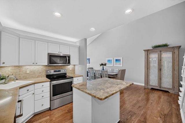 5925 Ep True Parkway 3, West Des Moines, IA 50266