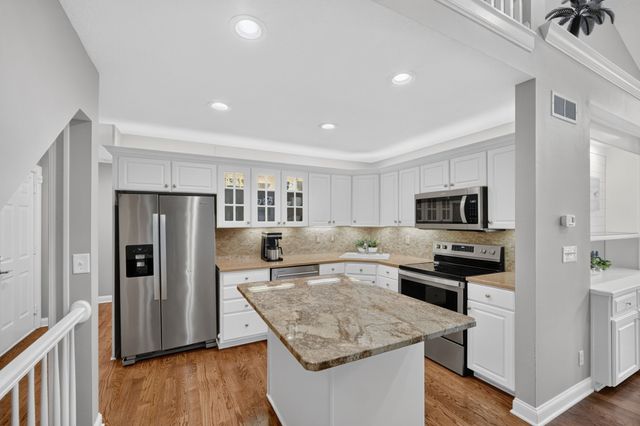5925 Ep True Parkway 3, West Des Moines, IA 50266