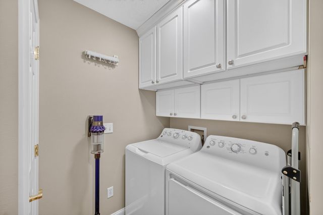 5925 Ep True Parkway 3, West Des Moines, IA 50266