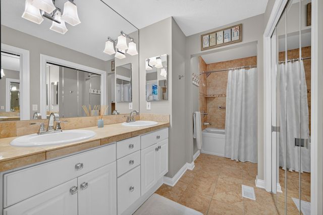 5925 Ep True Parkway 3, West Des Moines, IA 50266