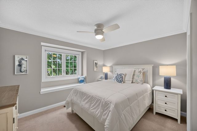 5925 Ep True Parkway 3, West Des Moines, IA 50266