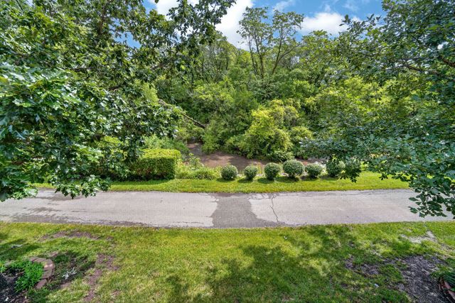 5925 Ep True Parkway 3, West Des Moines, IA 50266