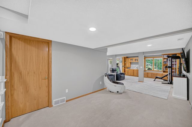 5925 Ep True Parkway 3, West Des Moines, IA 50266