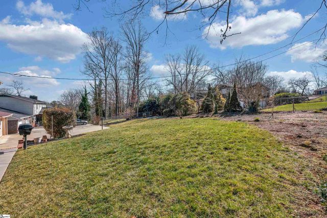 507 Edwards Mill Road, Taylors, SC 29687